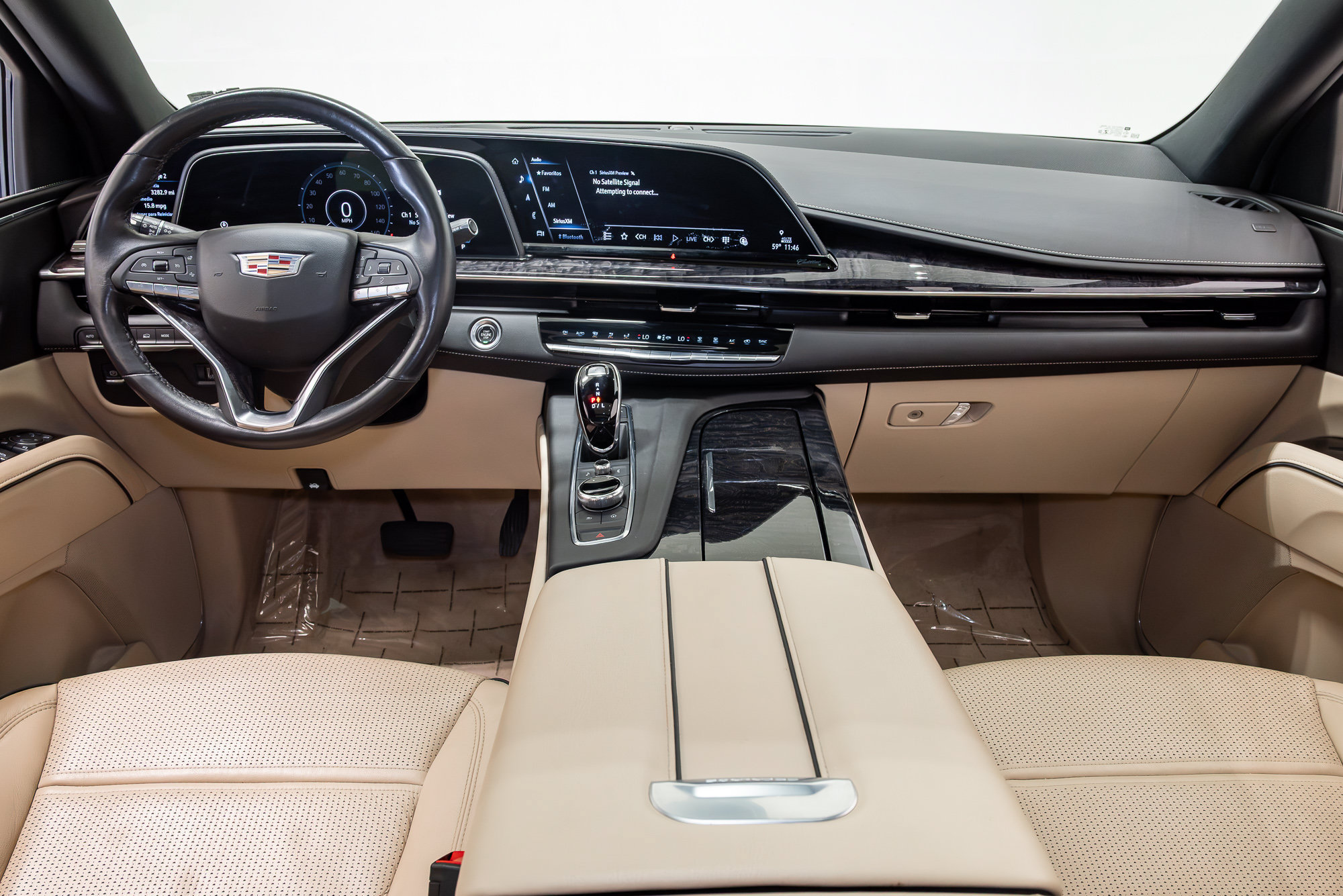 Used 2021 Cadillac Escalade Premium Luxury AWD/4WD image 29