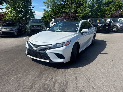 Used 2020 Toyota Camry XSE w/ Driver Assist Package FWD image 3