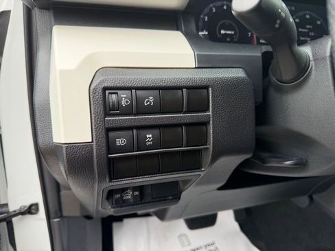 Used 2024 Toyota Tacoma TRD Off-Road AWD/4WD image 11