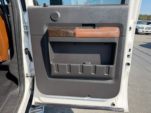 Used 2015 Ford F250 Platinum AWD/4WD image 27