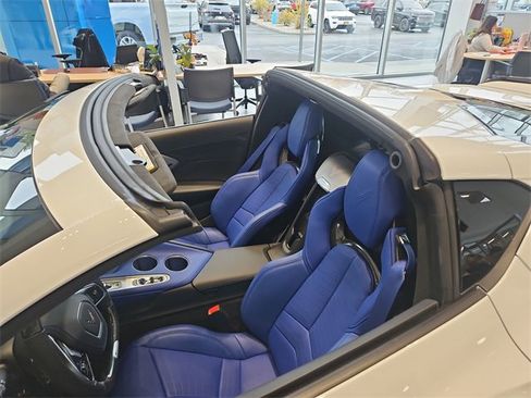 New 2026 Chevrolet Corvette E-Ray image 9