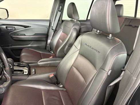 Used 2017 Honda Ridgeline Black Edition image 11