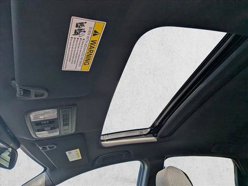 Used 2019 Honda Civic EX image 15