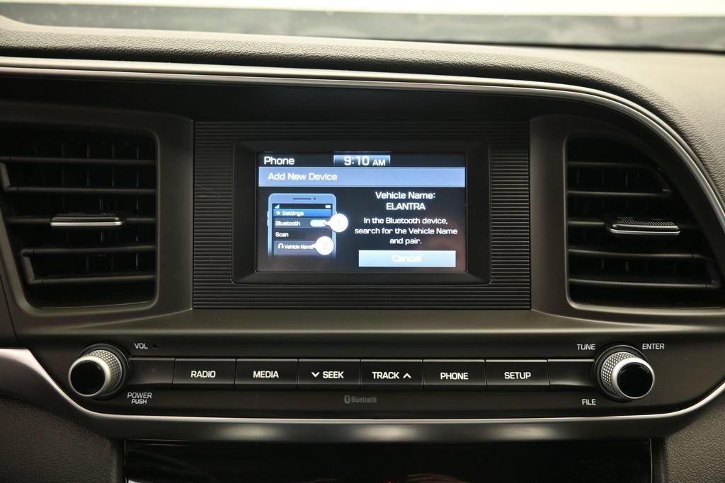 Used 2019 Hyundai Elantra SE w/ Cargo Package FWD image 14