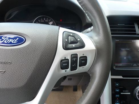 Used 2011 Ford Edge Limited w/ 301A Rapid Spec Order Code FWD image 27