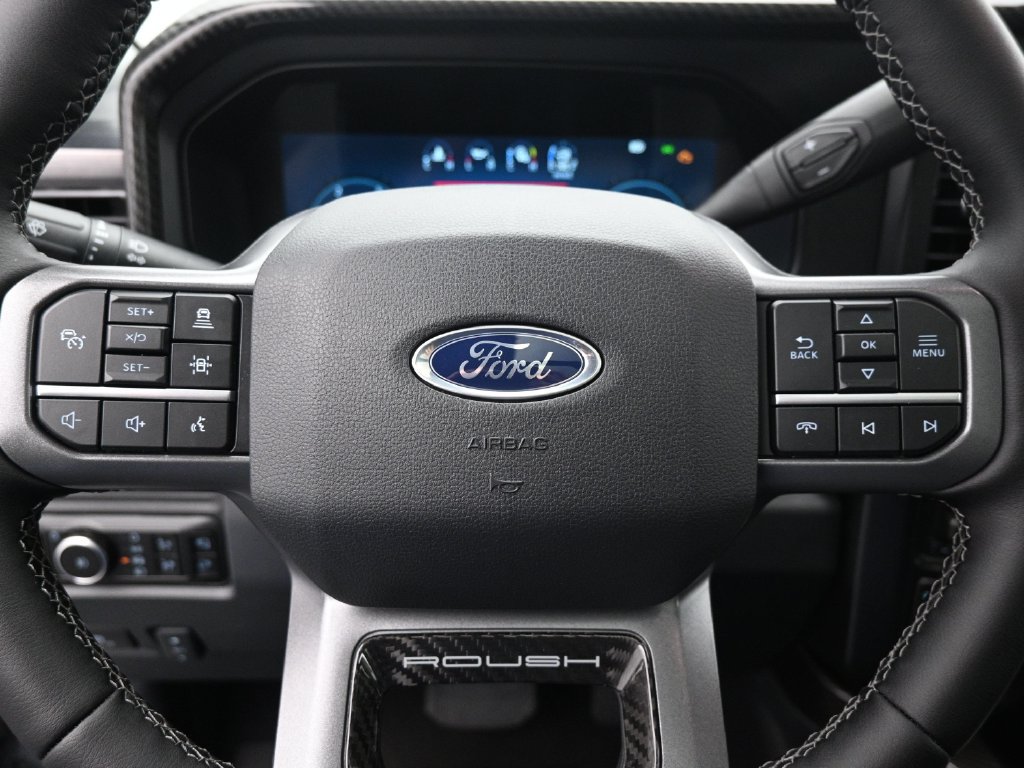 New 2026 Ford F250 Lariat w/ Black Appearance Package AWD/4WD image 12
