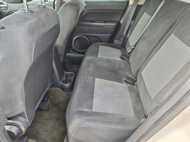Used 2016 Jeep Patriot Sport w/ Power Value Group FWD image 16