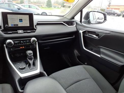 Certified 2025 Toyota RAV4 XLE image 19