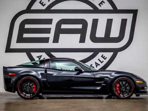 Used 2012 Chevrolet Corvette ZR1 w/ 3ZR Preferred Equipment Group image 7