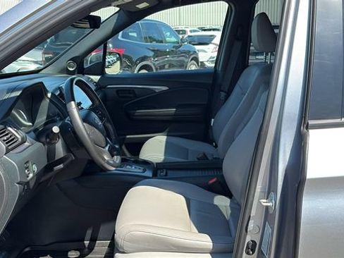 Used 2023 Honda Passport EX-L image 9
