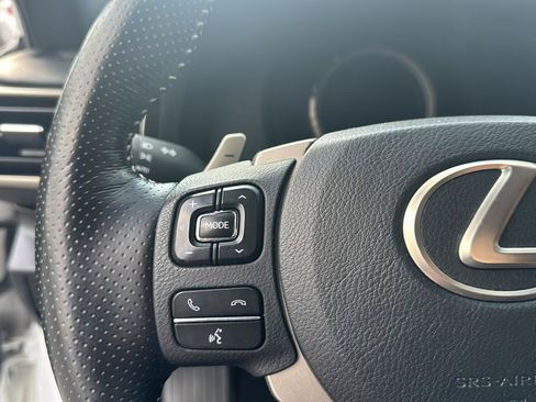 Used 2018 Lexus IS 300 F Sport AWD/4WD image 28