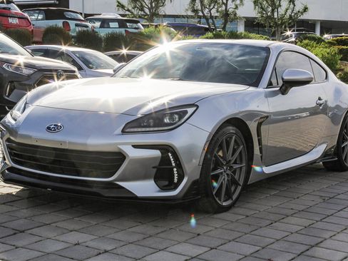 Used 2022 Subaru BRZ Limited image 3