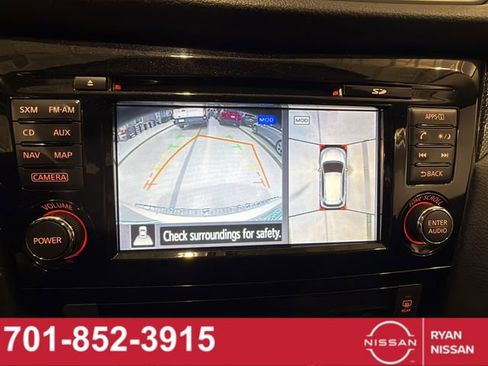 Certified 2016 Nissan Rogue SL w/ SL Premium Package image 31