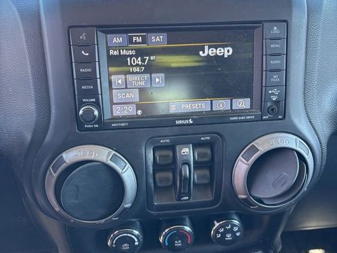Used 2016 Jeep Wrangler Unlimited Sport AWD/4WD image 11