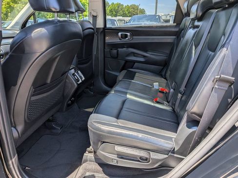 Used 2021 Kia Sorento S w/ Panoramic Sunroof Package FWD image 19