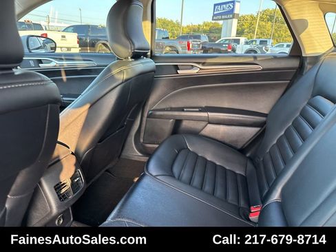 Used 2019 Ford Fusion SEL image 49