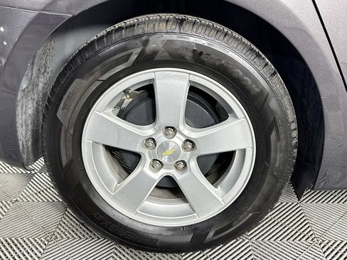 Used 2016 Chevrolet Cruze LT w/ Technology Package image 31