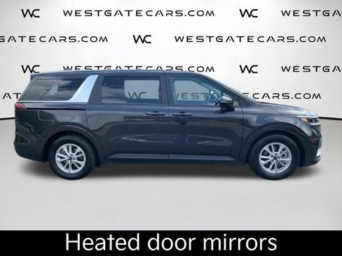 Used 2024 Kia Carnival LX image 11