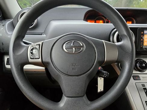 Used 2015 Scion xB image 15