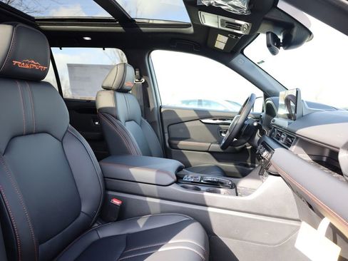 New 2026 Honda Pilot TrailSport image 38