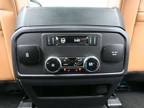 Used 2024 Ford Expedition Platinum AWD/4WD image 46