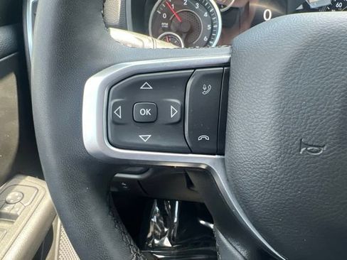 Used 2025 RAM 1500 Big Horn AWD/4WD image 9