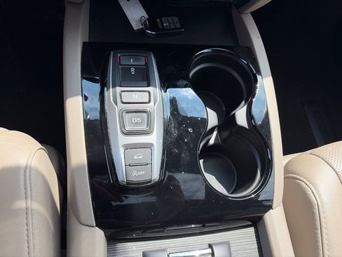 Used 2017 Honda Pilot Elite image 23