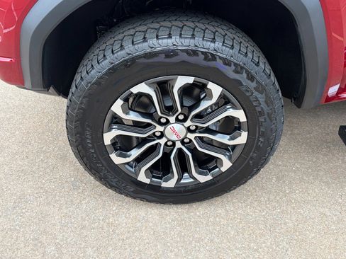 New 2026 GMC Canyon Denali AWD/4WD image 4