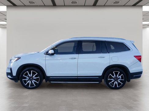 Used 2019 Honda Pilot Touring image 3