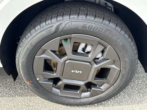 New 2026 Kia Carnival SX image 19