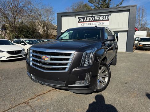 Used 2016 Cadillac Escalade ESV Premium image 1