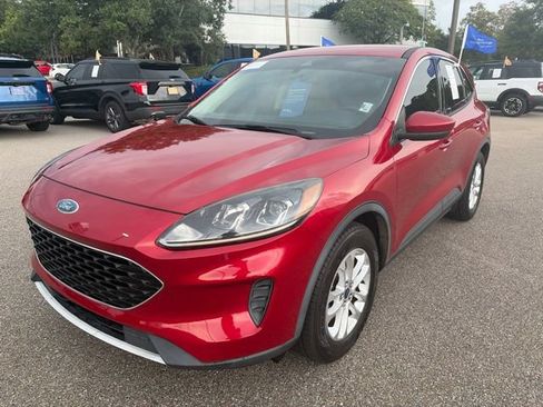 Certified 2020 Ford Escape SE FWD image 4