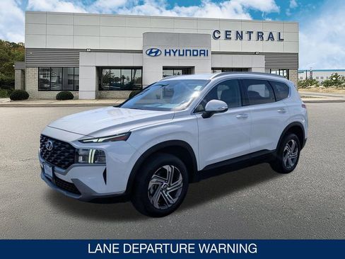 Used 2023 Hyundai Santa Fe SEL w/ Cargo Package image 3