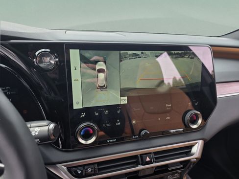 Used 2025 Lexus RX 350 AWD image 17