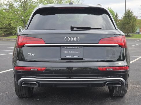 Used 2023 Audi Q5 2.0T Premium w/ Convenience Package AWD/4WD image 21