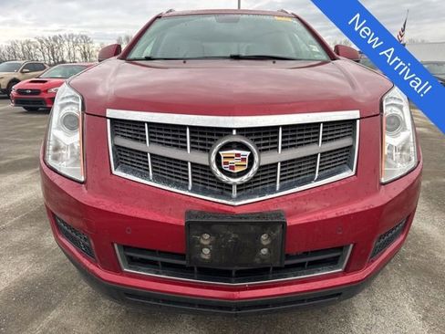 Used 2012 Cadillac SRX Luxury image 2