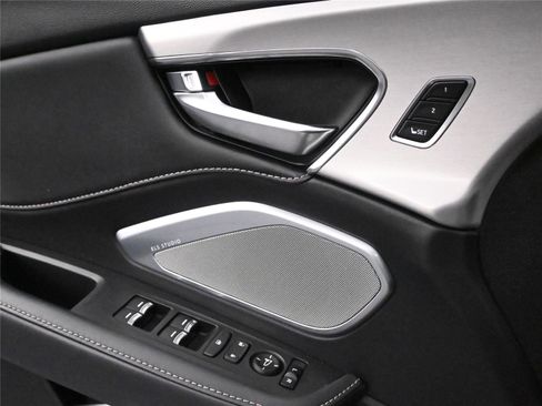 Used 2023 Acura RDX SH-AWD w/Tech image 7