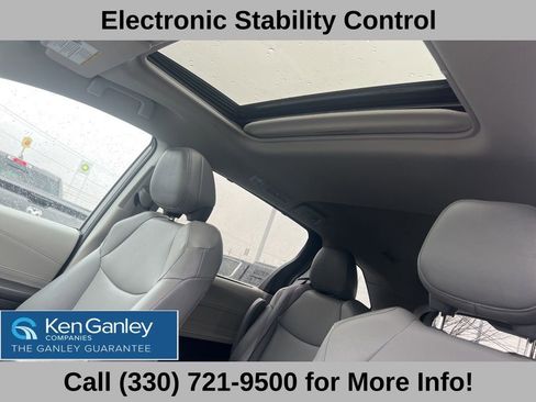 Used 2024 Toyota Sienna XLE image 42