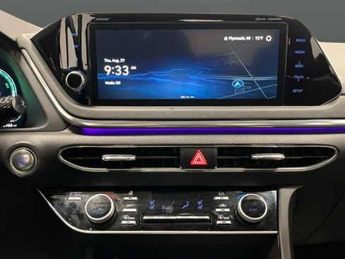 Used 2023 Hyundai Sonata Limited FWD image 13