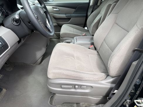 Used 2016 Honda Odyssey EX image 29