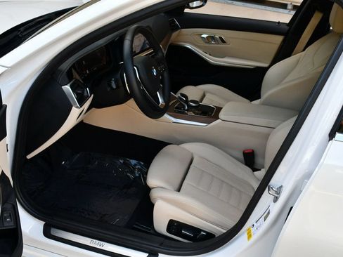 Used 2019 BMW 330i Sedan w/ Convenience Package RWD image 40