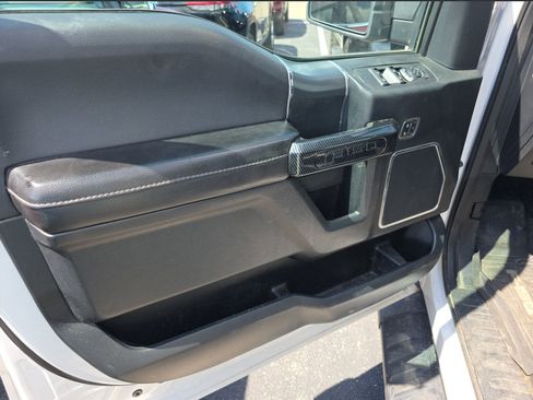 Used 2020 Ford F150 Lariat w/ Equipment Group 502A Luxury AWD/4WD image 11
