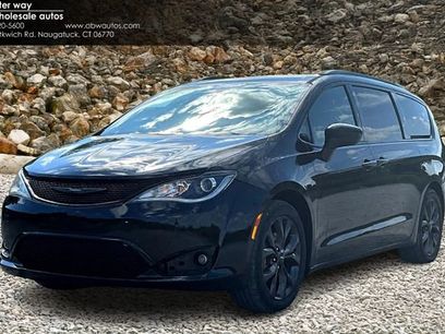 Used 2018 Chrysler Pacifica Touring Plus w/ S Appearance Package