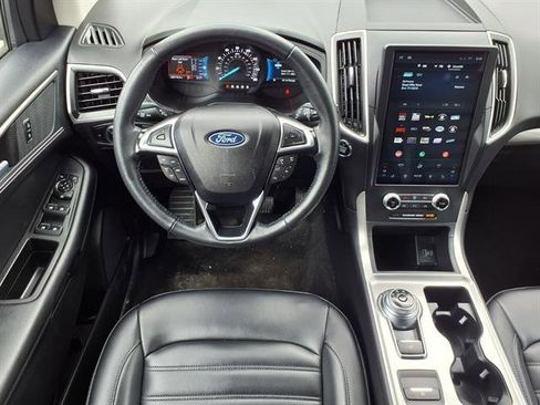 Used 2024 Ford Edge SEL AWD/4WD image 6