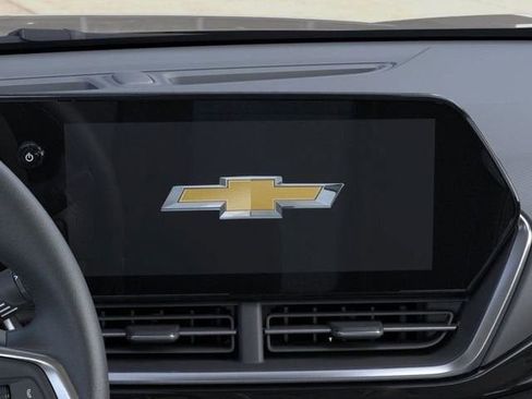 New 2026 Chevrolet Trax ACTIV FWD image 21