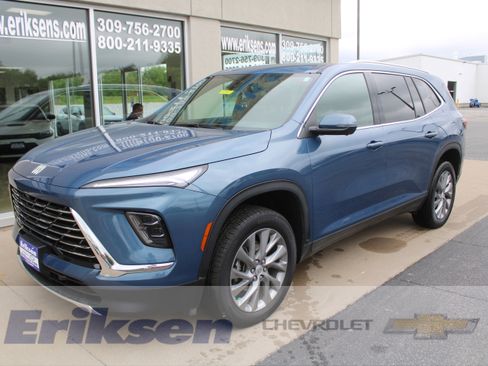 Certified 2025 Buick Enclave Preferred AWD/4WD image 1