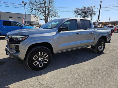Used 2023 Chevrolet Colorado Z71 w/ Z71 Convenience Package 2