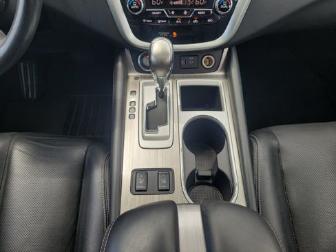 Used 2018 Nissan Murano SL w/ Moonroof Package AWD/4WD image 16