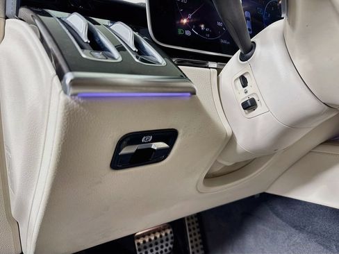 Used 2022 Mercedes-Benz S 500 4MATIC image 10