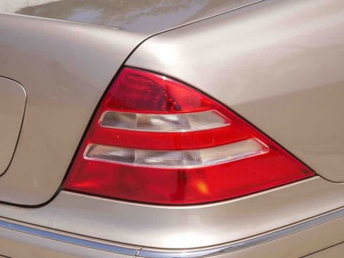 Used 2001 Mercedes-Benz S 500 image 10